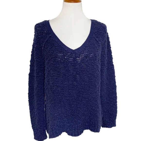 Free People Sweaters - SOLD-Free People Nubby Knit V Neck Navy Sweater